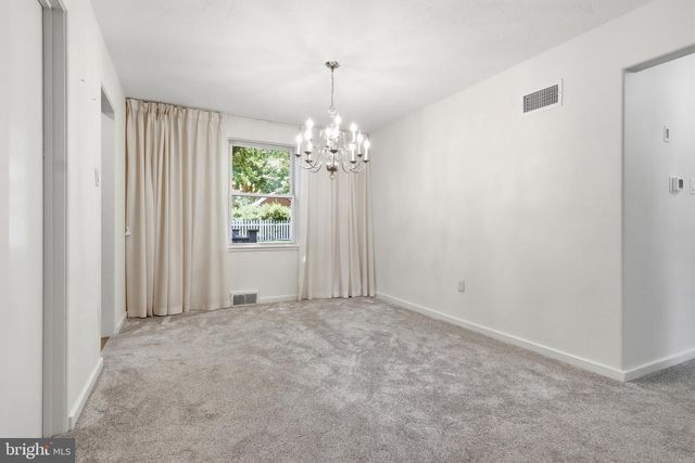 348 HILLSIDE LN, York, PA 17403