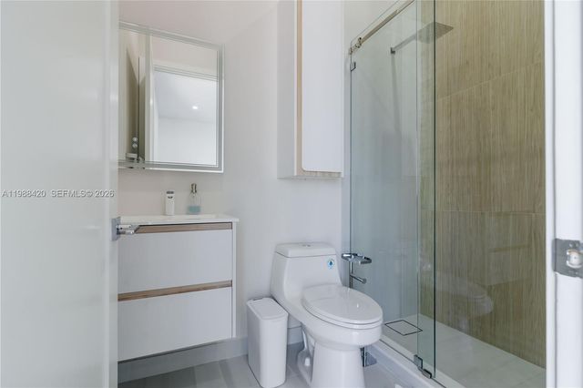 8115 NW 48th Ter, Doral, FL 33166