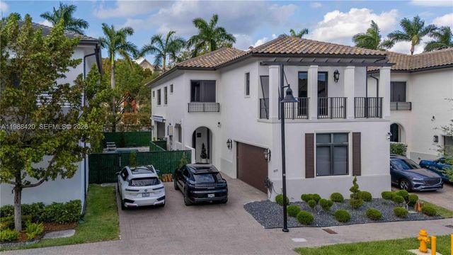 8115 NW 48th Ter, Doral, FL 33166