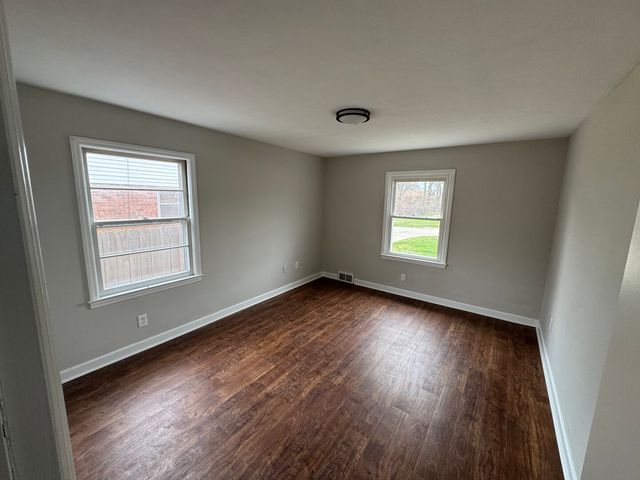 112 Dawn Avenue, Rockford, IL 61107