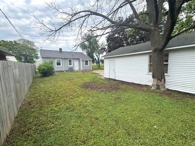 112 Dawn Avenue, Rockford, IL 61107