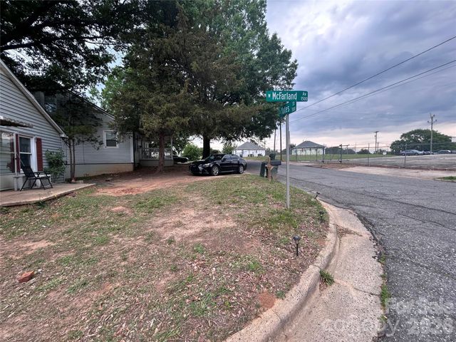 317 S Yates Street, Gastonia, NC 28052