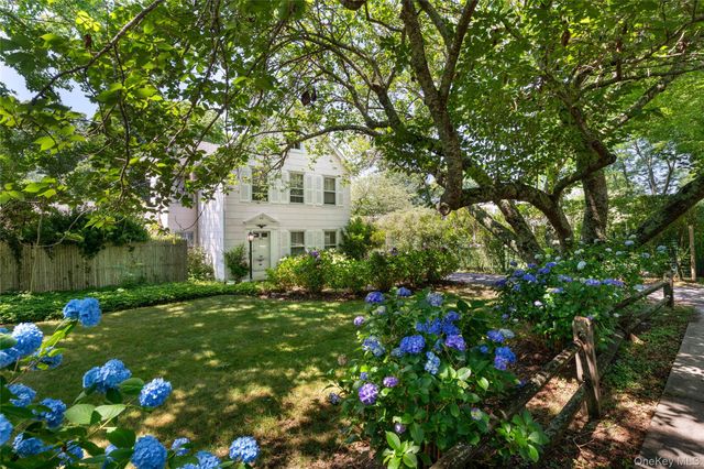 93 Buell Lane, East Hampton, NY 11937