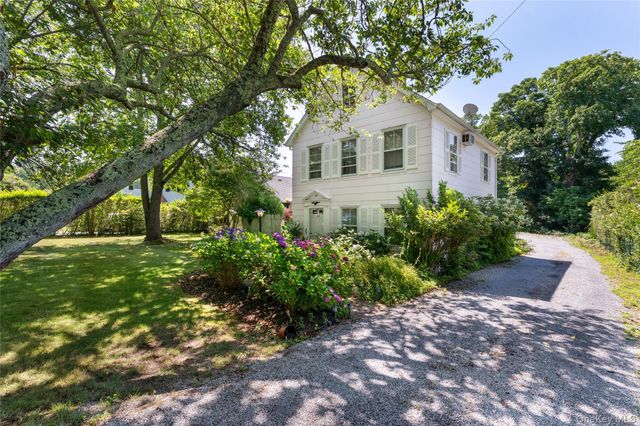 93 Buell Lane, East Hampton, NY 11937