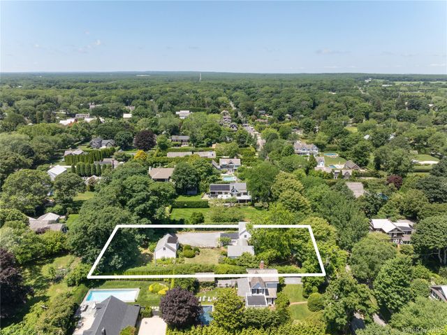 93 Buell Lane, East Hampton, NY 11937