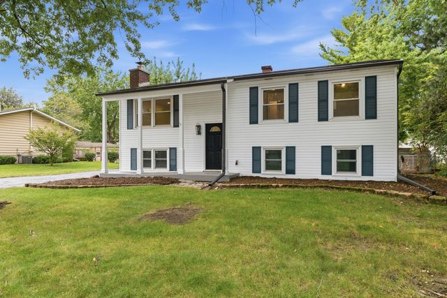 30W234 Claymore Lane, Naperville, IL 60563