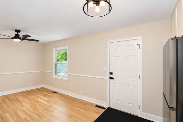 30W234 Claymore Lane, Naperville, IL 60563