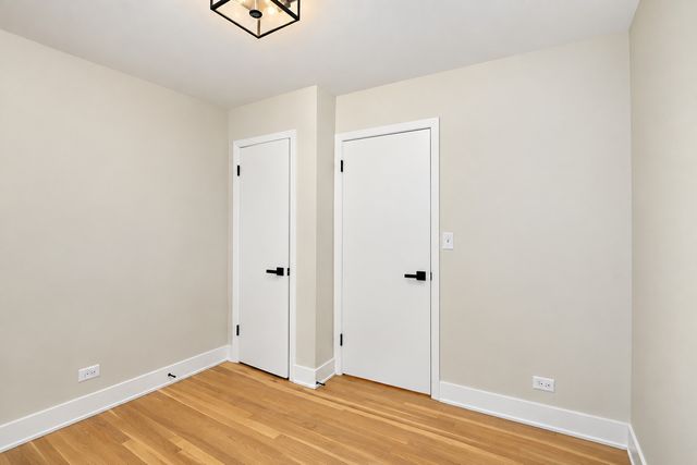 30W234 Claymore Lane, Naperville, IL 60563