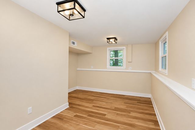 30W234 Claymore Lane, Naperville, IL 60563