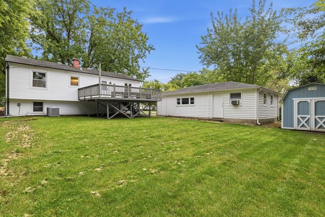 30W234 Claymore Lane, Naperville, IL 60563