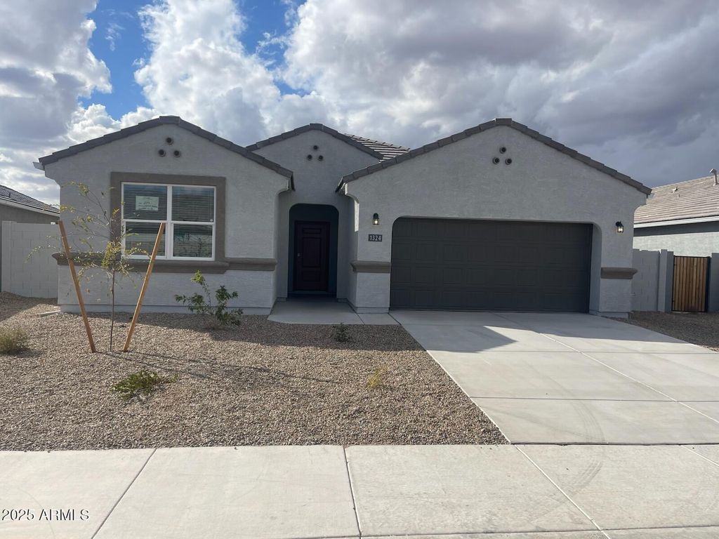 636 W FREEDOM Street, Florence, AZ 85132