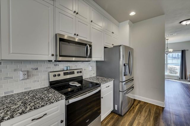 671 Bellflower Lane, Beech Island, SC 29842