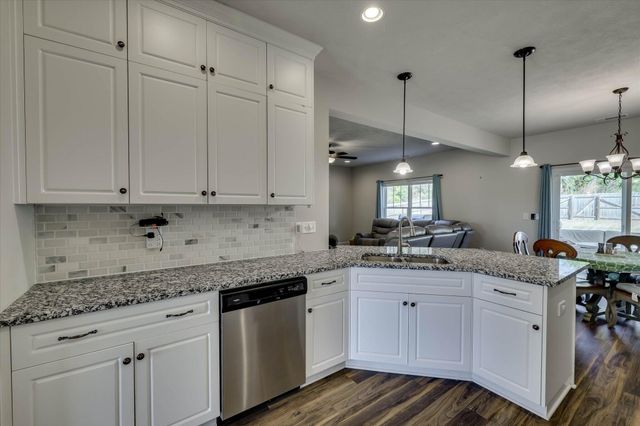 671 Bellflower Lane, Beech Island, SC 29842