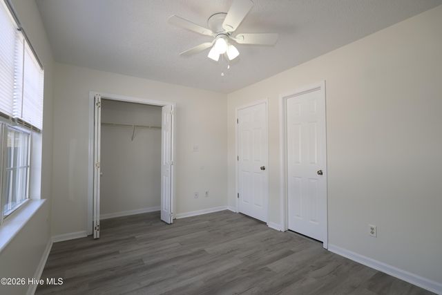 1086 W Pueblo Drive, Jacksonville, NC 28546