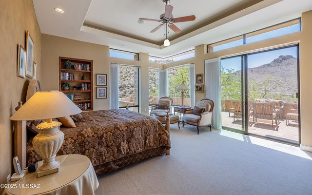 3979 W Cayton Mountain Drive, Marana, AZ 85658