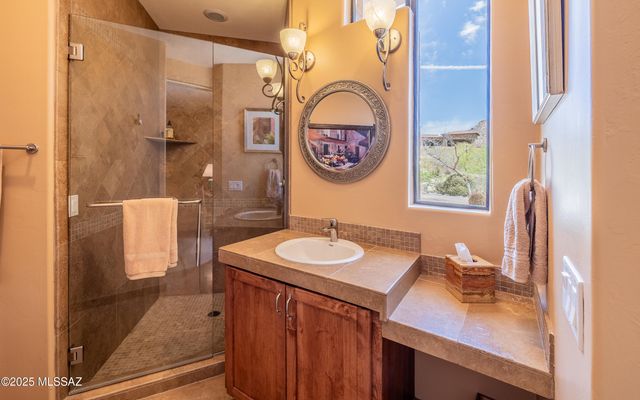 3979 W Cayton Mountain Drive, Marana, AZ 85658