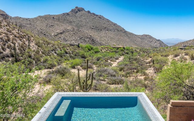 3979 W Cayton Mountain Drive, Marana, AZ 85658