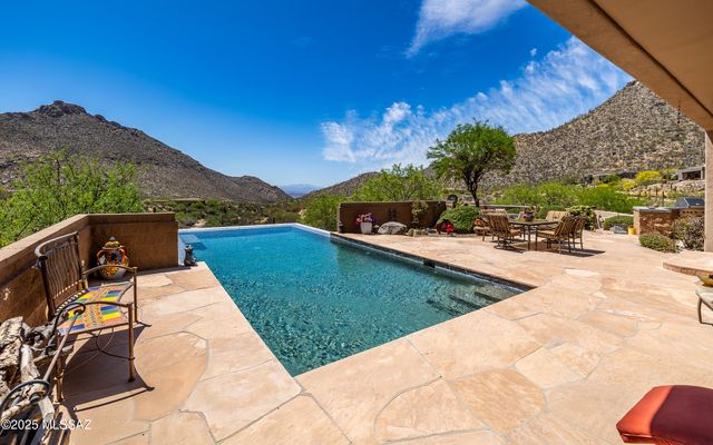 3979 W Cayton Mountain Drive, Marana, AZ 85658