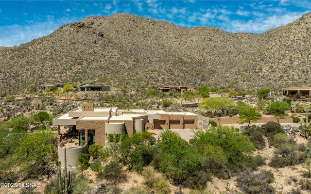 3979 W Cayton Mountain Drive, Marana, AZ 85658