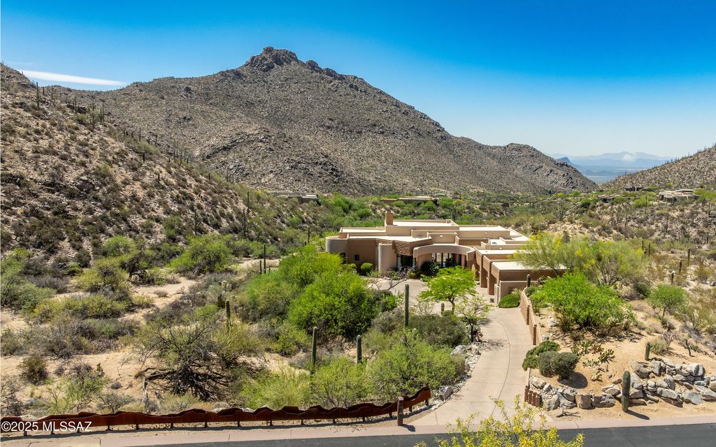 3979 W Cayton Mountain Drive, Marana, AZ 85658