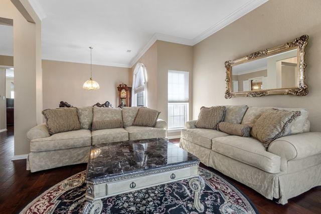 404 Landwyck Lane, Flower Mound, TX 75028