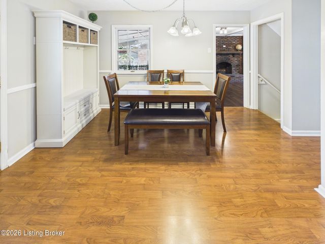 2518 Foxy Poise Rd, Louisville, KY 40220
