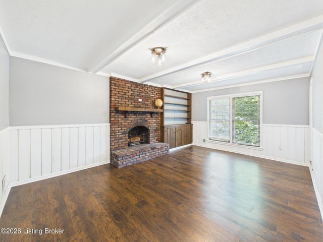 2518 Foxy Poise Rd, Louisville, KY 40220