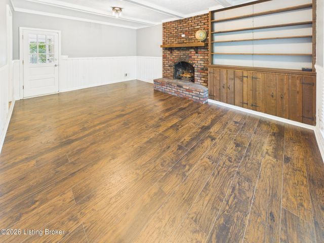 2518 Foxy Poise Rd, Louisville, KY 40220