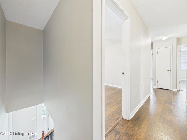 2518 Foxy Poise Rd, Louisville, KY 40220