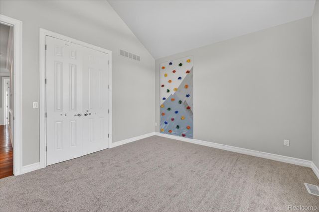 2591 Overbrook, Highland Charter Township, MI 48357