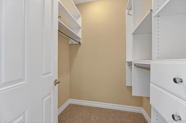 2591 Overbrook, Highland Charter Township, MI 48357