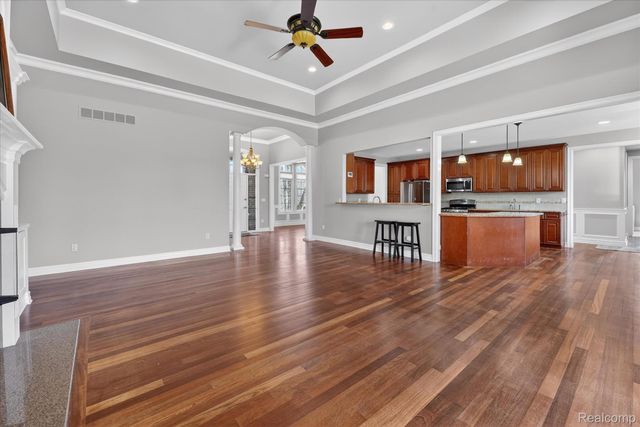 2591 Overbrook, Highland Charter Township, MI 48357