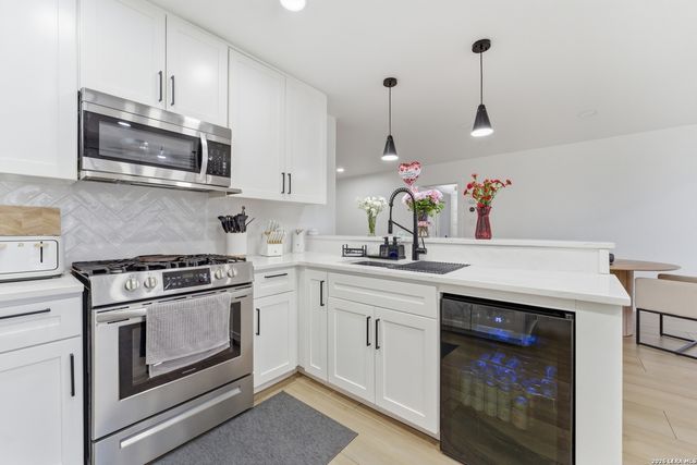 5406 Newcome, San Antonio, TX 78229