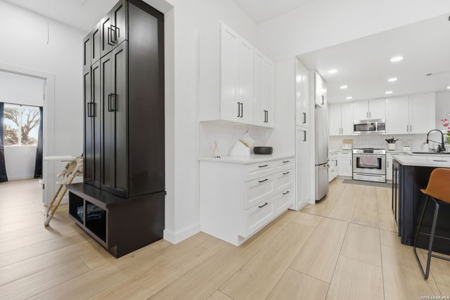 5406 Newcome, San Antonio, TX 78229