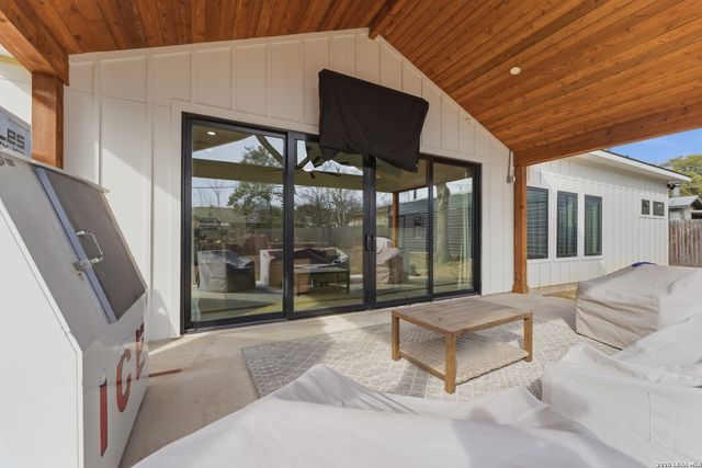 5406 Newcome, San Antonio, TX 78229