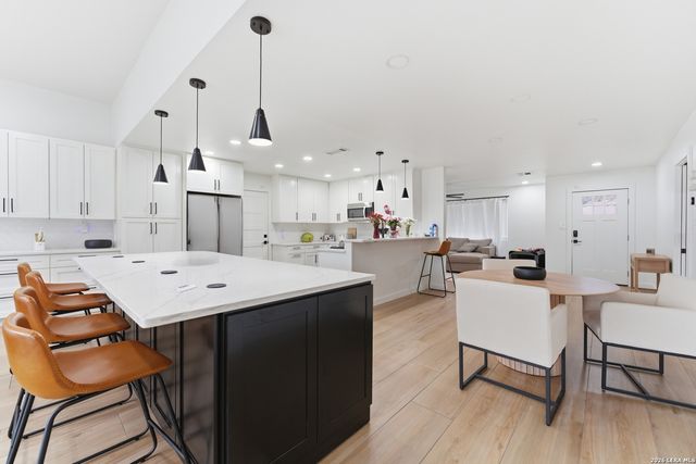 5406 Newcome, San Antonio, TX 78229