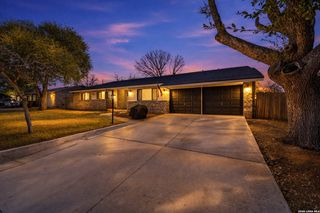 5406 Newcome, San Antonio, TX 78229