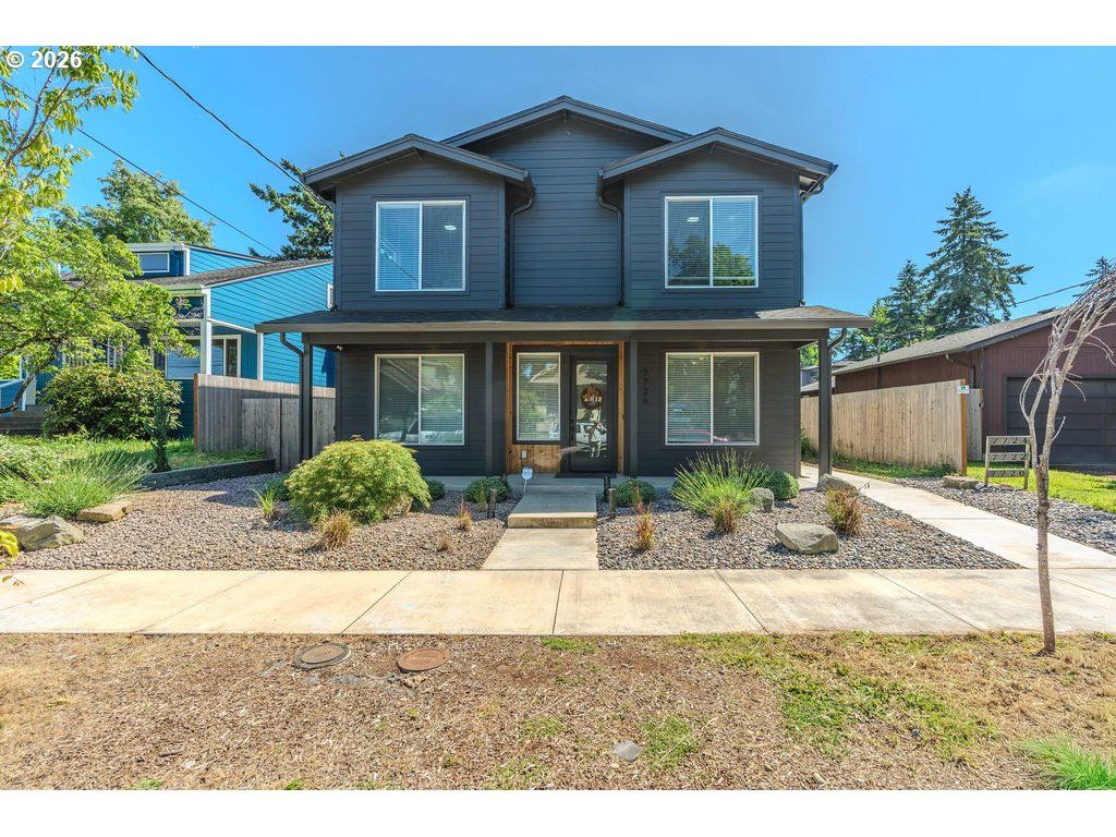 7726 Se TOLMAN St, Portland, OR 97206
