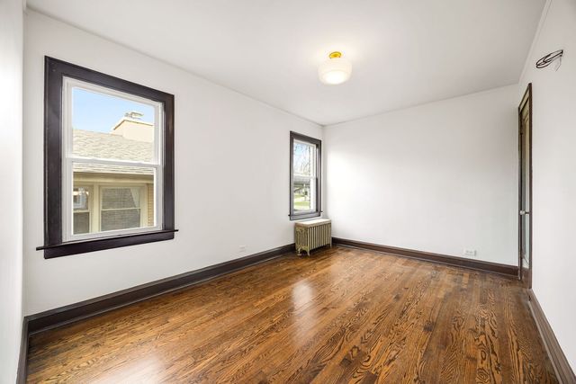 158 S Benton Street, Palatine, IL 60067