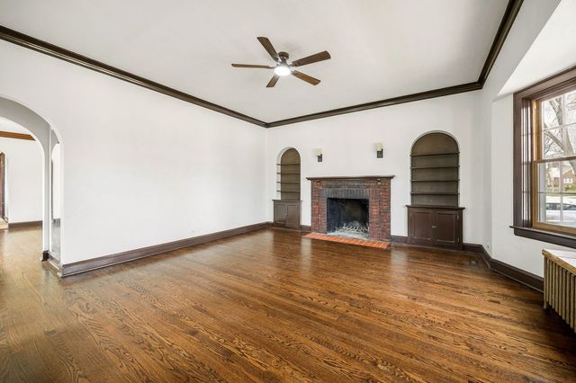 158 S Benton Street, Palatine, IL 60067