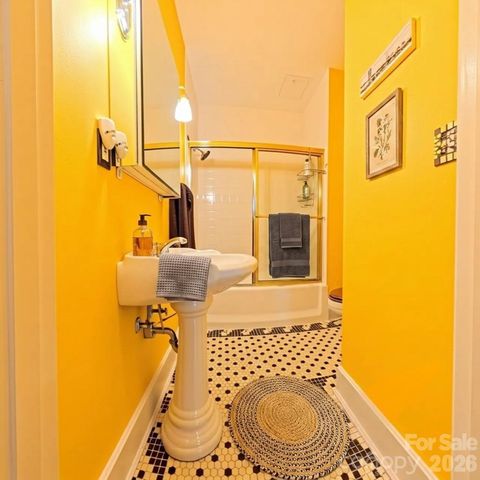 515 N Church Street 306, Charlotte, NC 28202