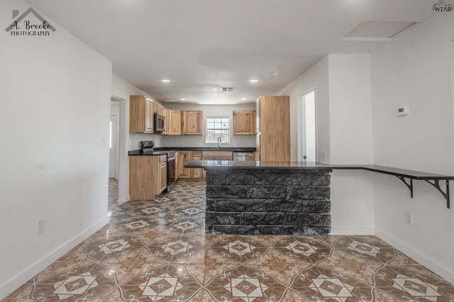 8 FENOGLIO AVENUE, Wichita Falls, TX 76308