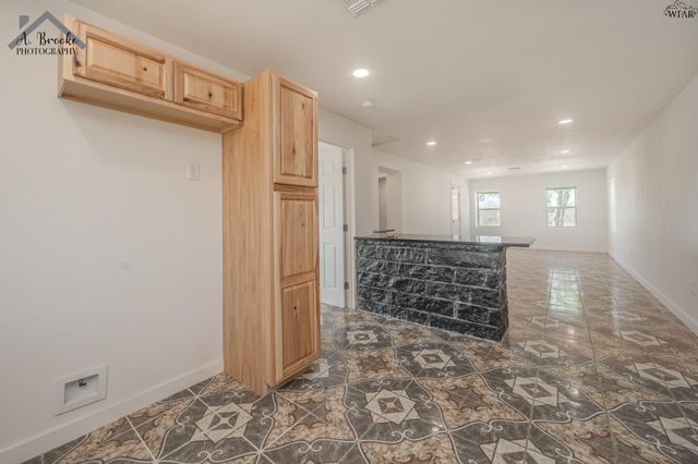 8 FENOGLIO AVENUE, Wichita Falls, TX 76308