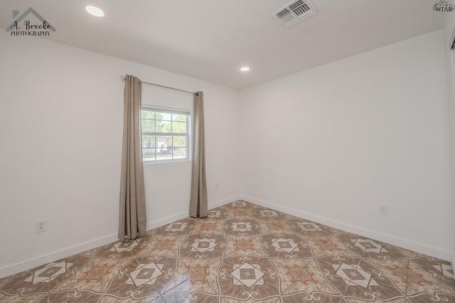 8 FENOGLIO AVENUE, Wichita Falls, TX 76308