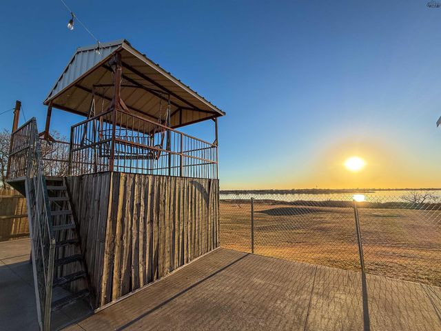 8 FENOGLIO AVENUE, Wichita Falls, TX 76308