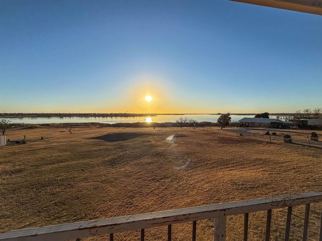 8 FENOGLIO AVENUE, Wichita Falls, TX 76308