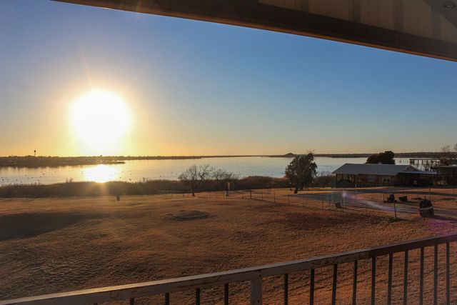 8 FENOGLIO AVENUE, Wichita Falls, TX 76308