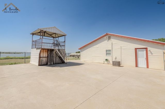 8 FENOGLIO AVENUE, Wichita Falls, TX 76308