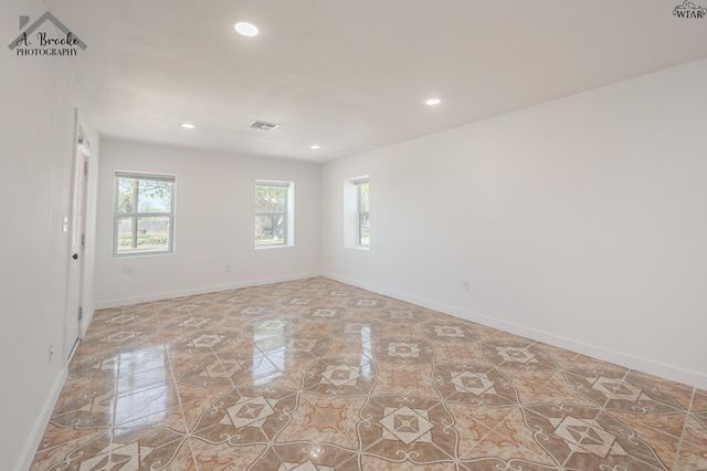 8 FENOGLIO AVENUE, Wichita Falls, TX 76308