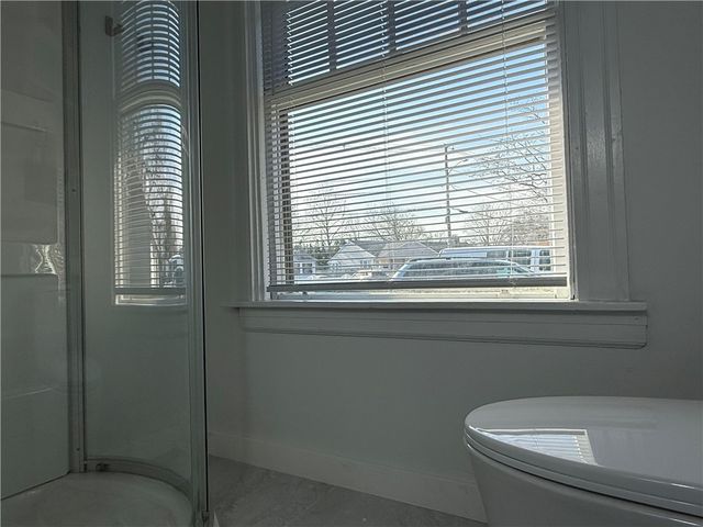 821 Post Road, Warwick, RI 02888